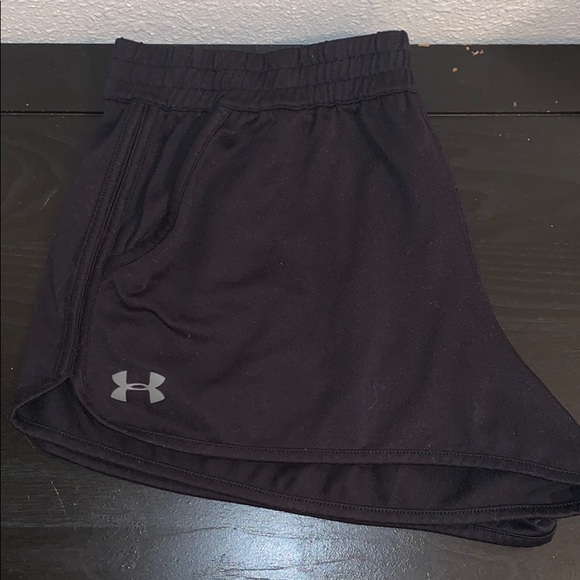 UA gym shorts - Picture 1 of 1